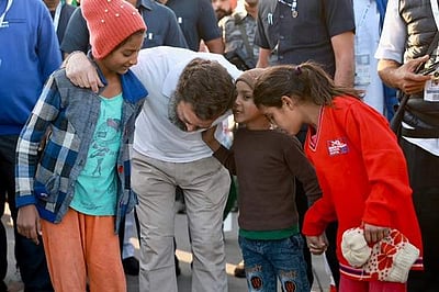 ஒற்றுமை நடைப்பயணம்: காங்கிரஸ் தொண்டர் வீட்டில் தேநீர் அருந்திய ராகுல்