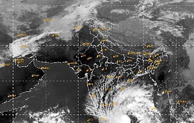 சென்னைக்கு 770 கி.மீ தொலைவில் காற்றழுத்தத் தாழ்வுமண்டலம்: இன்று மாலை உருவாகிறது புயல்!