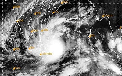 மாண்டஸ் புயலின் நகரும் வேகம் குறைந்தது: கரையை கடப்பதில் தாமதம்?