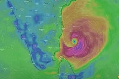 வலுவிழந்தது மாண்டஸ்: நாளை அதிகாலை கரையைக் கடக்கிறது!