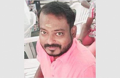 சீர்காழி அருகே பரபரப்பு... புயல், கடல் சீற்றத்தத்தை ஆய்வு செய்ய சென்ற விஏஓ படுகாயம்! 