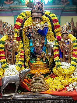 கடன் பிரச்னையைத் தீர்க்கும் வேணுகோபாலன்!