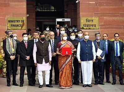 நாடாளுமன்றத்தில் மத்திய பட்ஜெட் 2022-23 தாக்கல் - புகைப்படங்கள்