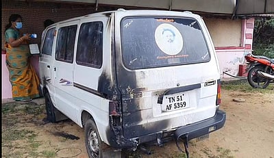 பாஜக நிர்வாகி காருக்கு மர்ம நபர்கள் தீ வைப்பு: போலீசார் தீவிர விசாரணை