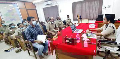 வாக்கு எண்ணும் மையங்களில் டிஐஜி ஆய்வு