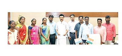 அடிமைத்தனம் எந்த உருவிலும் கூடாது: முதல்வா் ஸ்டாலின்