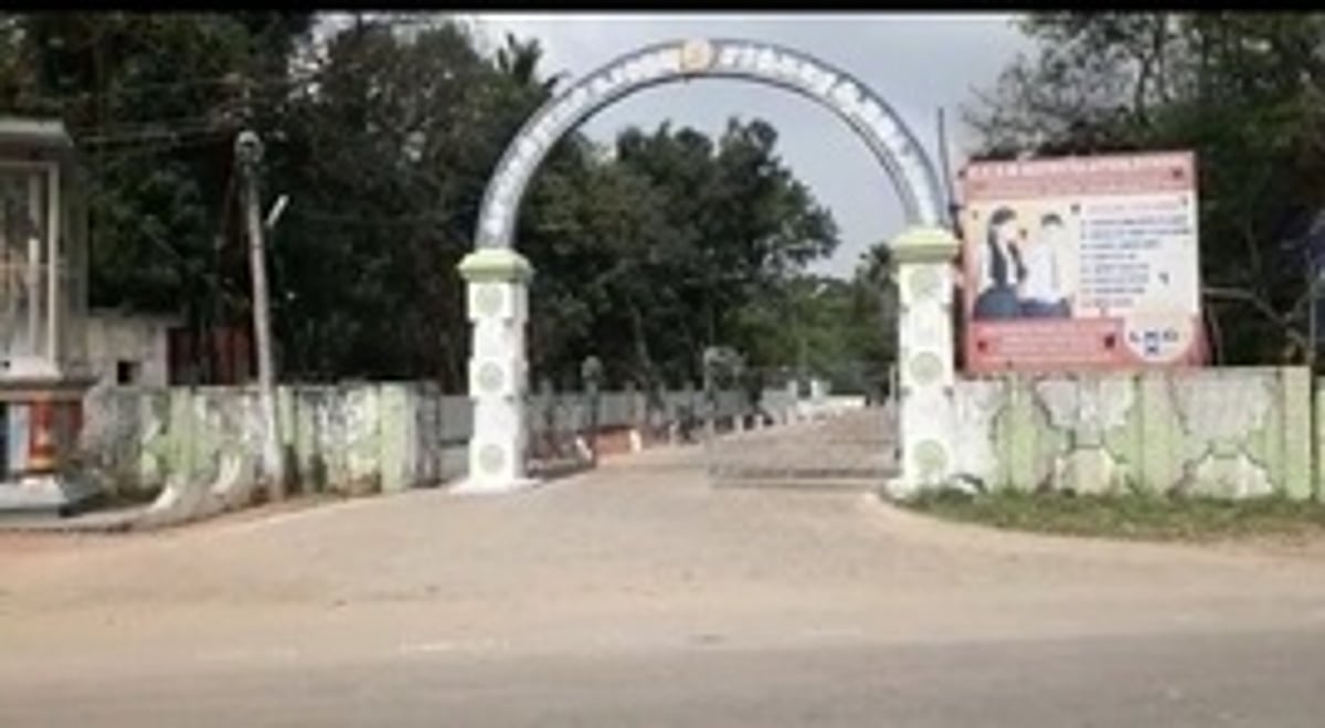 செங்கல்ராயன் சா்க்கரை ஆலையில் கரும்பு அரைவை திடீா் நிறுத்தம்: விவசாயிகள் கவலை