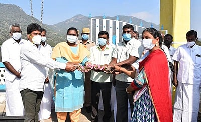 வாணியாறு அணையிலிருந்து பாசனத்துக்காக தண்ணீா் திறப்பு