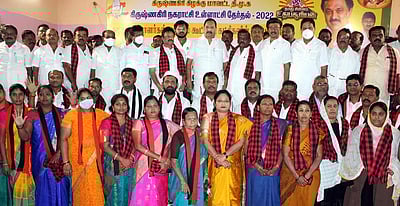 வெற்றிக்கு பாடுபடுவோருக்கு பதவிகள் காத்திருக்கின்றன