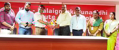 கே.ஐ.டி. கல்லூரியில் தொழில் வழிகாட்டல் சிறப்பு விரிவுரை