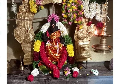 நீடாமங்கலம் யமுனாம்பாள் கோவிலில் தை கடைசி வெள்ளி திருவிழா