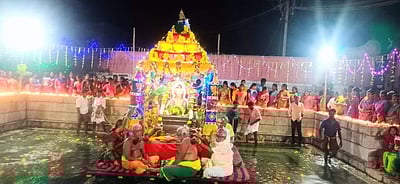 மானாமதுரை அம்மன் கோயிலில் மாசித் தெப்ப உற்சவம்