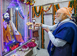 குரு ரவிதாஸ் ஜெயந்தி: பிரதமா் இன்று பஞ்சாப் பயணம் - வெடிகுண்டு மிரட்டலால் பரபரப்பு