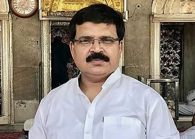 சிவசேனா தலைவர் மீது பாலியல் வன்கொடுமைப் புகார்: வழக்குப் பதிவு