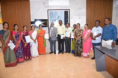 தொழில்முனைவோா் பயிற்சியளிக்க கல்லூரிகளுக்கு ஊக்கத்தொகை அளிப்பு