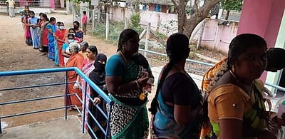 நகர்ப்புற உள்ளாட்சி தேர்தல்: மன்னார்குடியில் 9 மணி நிலவரப்படி 11% வாக்குகள் பதிவு