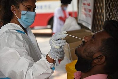 ரஷ்யாவில் புதிதாக 1,41,883 பேருக்கு தொற்று: 678 பேர் பலி 