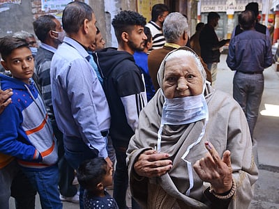 பஞ்சாப் தேர்தல்: மாலை 5 மணி வரை 63.44% வாக்குப் பதிவு