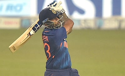 ஐசிசி டி20 தரவரிசை: சூர்யகுமார் யாதவுக்கு 2ஆம் இடம்