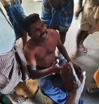 அவிநாசி: பெண்ணுக்கு செல்லிடைப்பேசியில் தொல்லைக் கொடுத்த காவலருக்கு தர்ம அடி