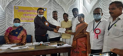 மன்னார்குடி நகராட்சித் தேர்தலில் சகோதரர்களின் மனைவிகள் வெற்றி