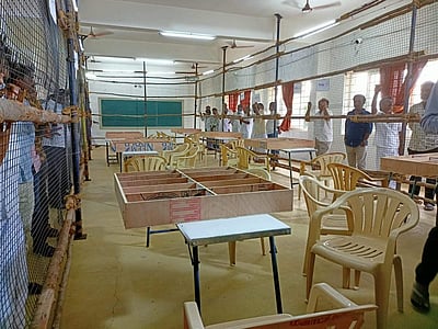 போடி நகர்ப்புற உள்ளாட்சி தேர்தல் வாக்கு எண்ணிக்கை தாமதம்