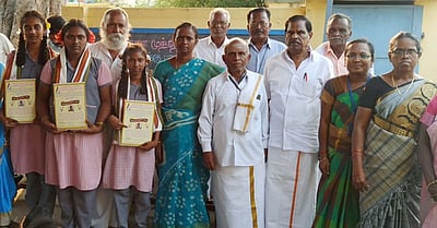 திருக்கு ஒப்பித்த மாணவிகளுக்கு பாராட்டு