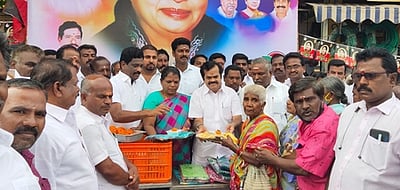 ஜெயலலிதா பிறந்தநாள் கொண்டாட்டம்