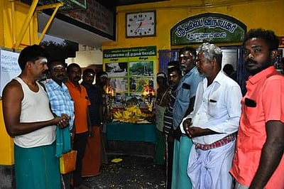 உக்ரைன்-ரஷியா இடையே அமைதி திரும்ப தோரணமலை முருகன் கோயிலில் இன்று சிறப்பு பிரார்த்தனை