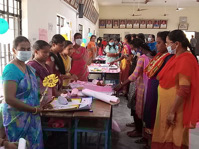 இல்லம் தேடி கல்வித் திட்ட பணியாளா்களுக்கு பயிற்சி