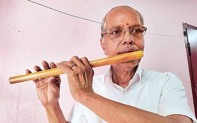 புல்லாங்குழல் கொடுத்த மூங்கில்கள்