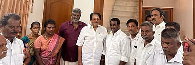 திமுகவில் இணைந்த 7 பேரூராட்சி அதிமுக கவுன்சிலர்கள்