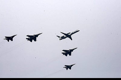 இத்தாலி வான்வெளியில் ரஷிய விமானங்களுக்குத் தடை