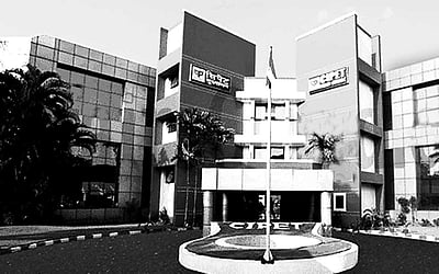 பிளாஸ்டிக் தொழில்நுட்ப பட்டப்படிப்பு!