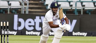 நான்கு இந்திய வீரர்களுக்கு கரோனா: மயங்க் அகர்வால் இந்திய அணிக்குத் தேர்வு