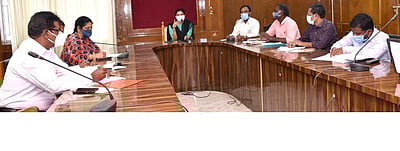 நகா்ப்புற உள்ளாட்சித் தோ்தல் வட்டார அளவில் 11 பாா்வையாளா்கள் நியமனம்