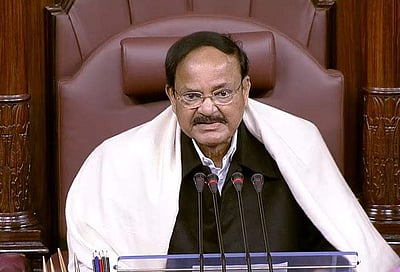 நீண்ட நாள்களுக்கு பின் மாநிலங்களவையில் இடையூறு இல்லை: வெங்கையா நாயுடு