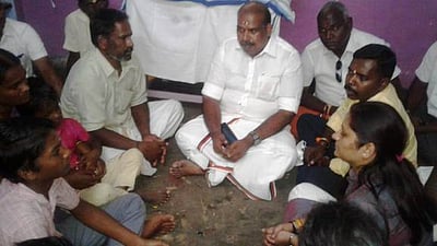 லாவண்யா தற்கொலை வழக்கு  காவல் அதிகாரிகளை மாற்ற வேண்டும்