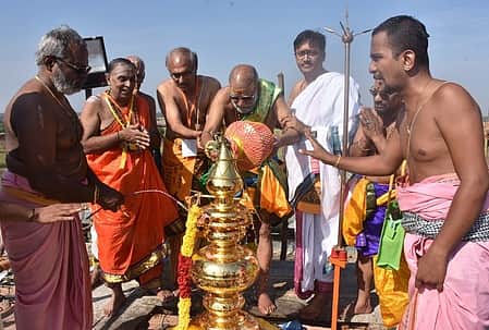 ஸ்ரீசந்தான கோபாலகிருஷ்ண சுவாமி திருக்கோயில் கும்பாபிஷேகம்!