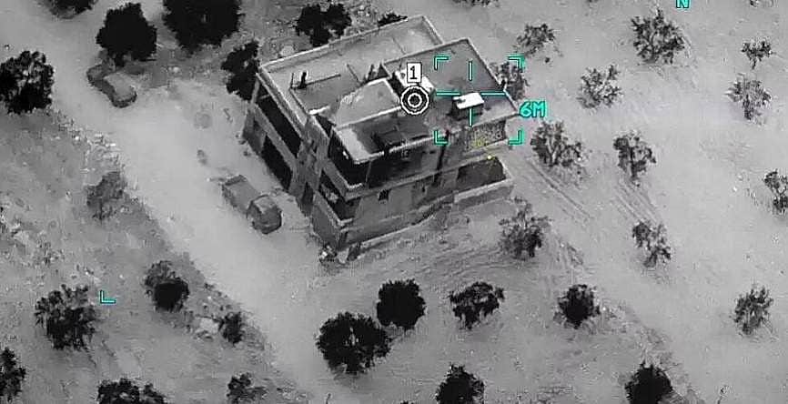 வீட்டைச் சுற்றி அமெரிக்கப் படைகள், மனிதவெடிகுண்டாக மாறிய ஐ.எஸ். தலைவர்: திக் திக் நிமிடங்கள்