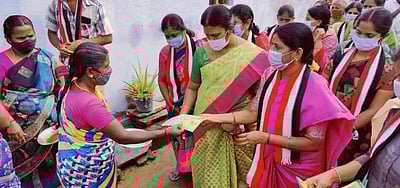 நகர்ப்புற உள்ளாட்சித் தேர்தல்: பறக்கும் படை அதிகாரிகள் தீவிர வாகனச் சோதனை