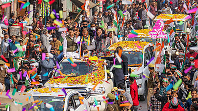 வேட்பாளரை ஆதரித்து பிரியங்கா காந்தி தேர்தல் பிரசாரம் - புகைப்படங்கள்
