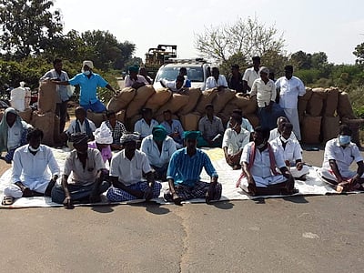 அரசின் நேரடி நெல்கொள்முதல் நிலையம் திறக்கப்படாததை கண்டித்து விவசாயிகள் மறியல்