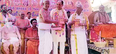 கிராமராஜ்ஜியம், ராமராஜ்ஜியம் : நாட்டின் வளா்ச்சிக்கு அவசியம் -காஞ்சி சங்கராசாரியா் ஸ்ரீவிஜயேந்திரா்