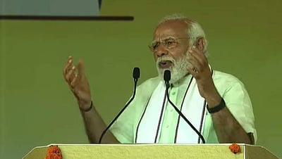 கிராமப்புற வளர்ச்சி என்ற மகாத்மா காந்தியின் கனவை நனவாக்க வேண்டும்: பிரதமர் மோடி