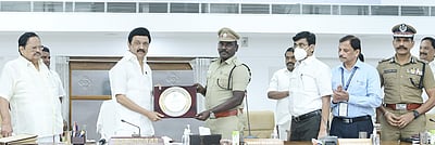 வேலூா் எஸ்.பி.க்கு  முதல்வா் விருது