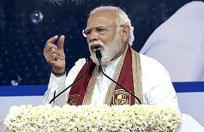 உள்நாட்டு பாதுகாப்புத் துறைகளில் சீா்திருத்தம் அவசியம்: பிரதமா் மோடி