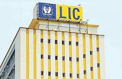 எல்ஐசி பொதுப் பங்கு வெளியீடு: செபியிடம் விரைவில் இறுதி அறிக்கை