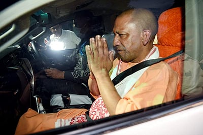 பிரதமர் மோடியுடன் உ.பி.முதல்வர் யோகி ஆதித்யநாத் சந்திப்பு 