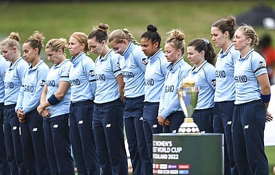 மகளிர் உலகக் கோப்பை: நடப்பு சாம்பியன் இங்கிலாந்துக்கு 3-வது தோல்வி